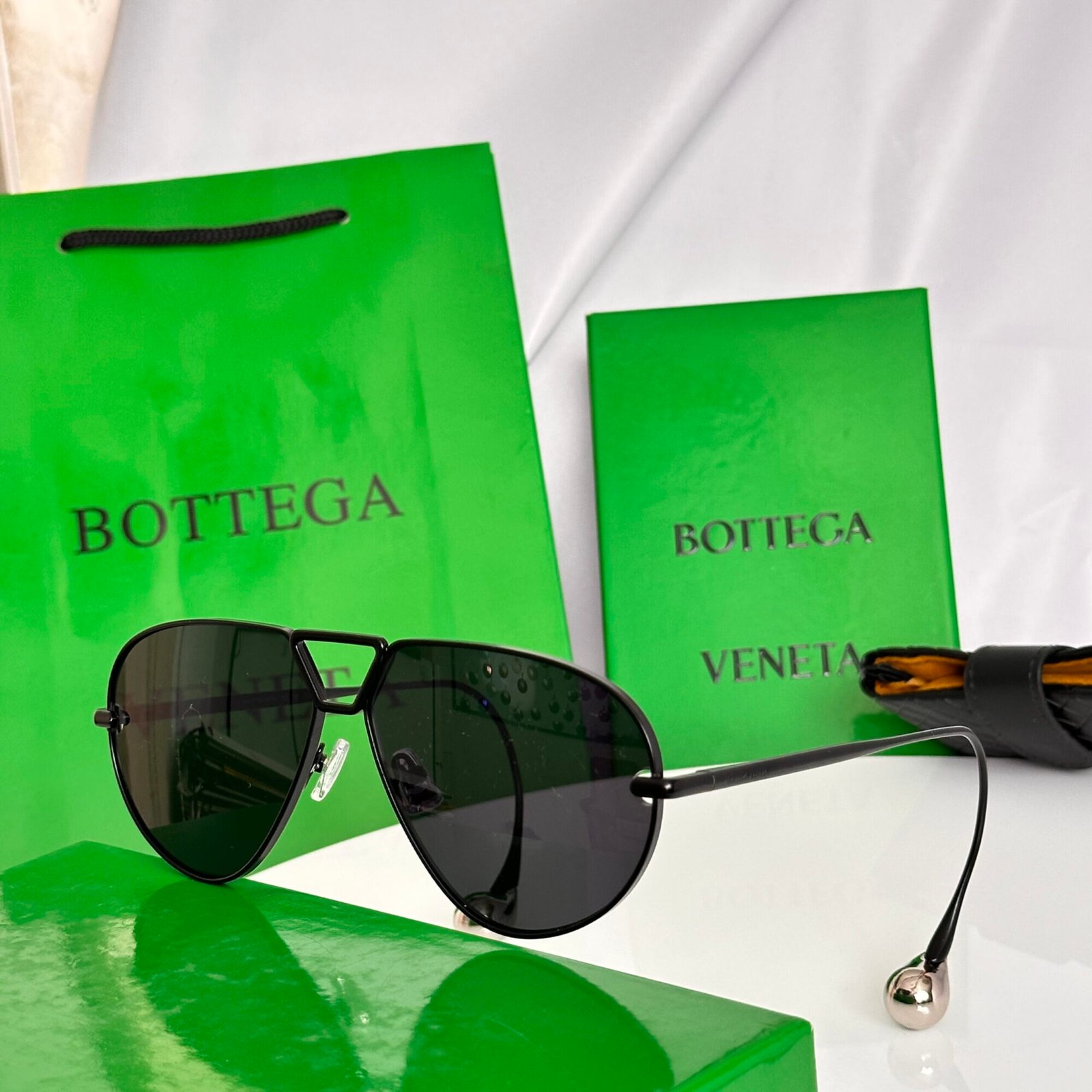bottega veneta BV1437s