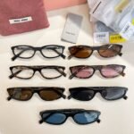 MIU MIU SMU A06 Sunglasses - 图片 3