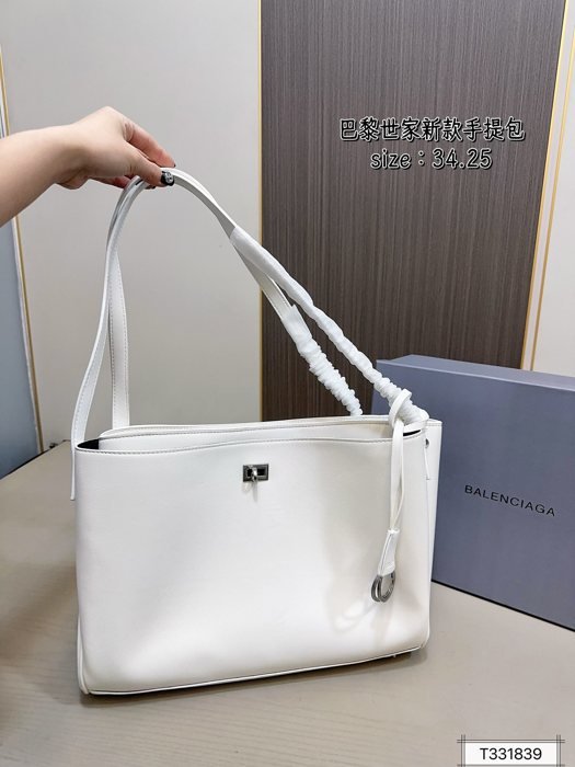תיק BALENCIAGA