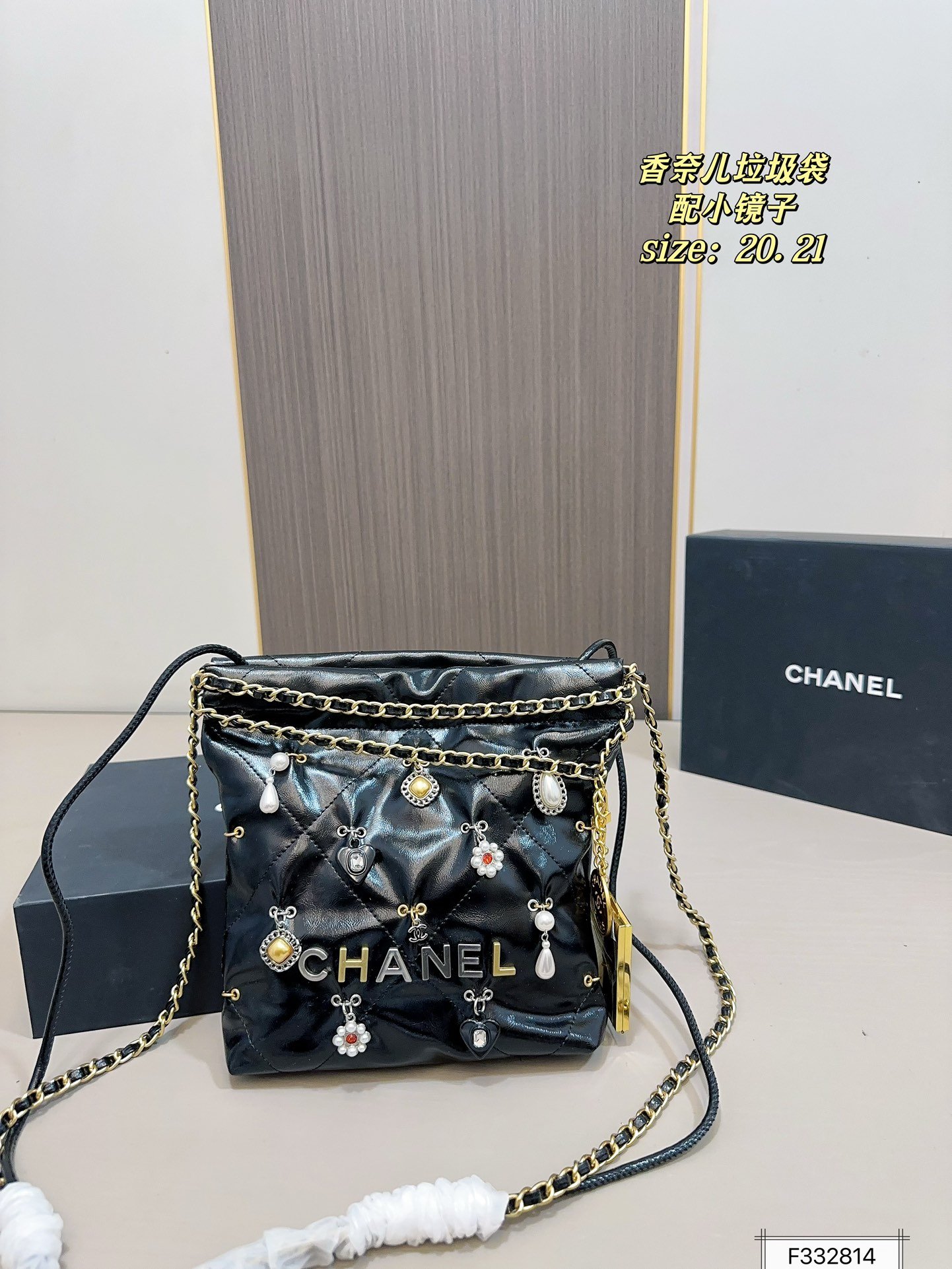 תיק CHANEL