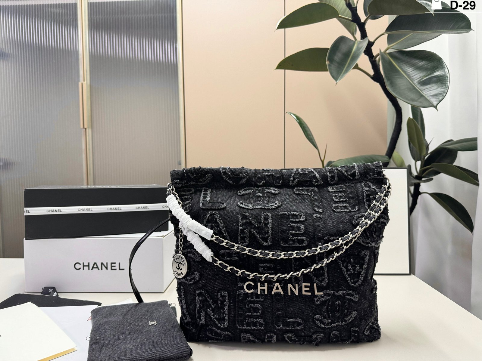 תיק CHANEL