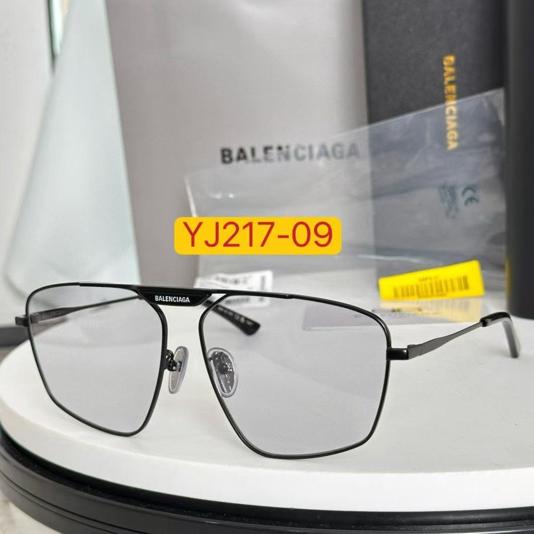 משקפי שמש BALENCIAGA