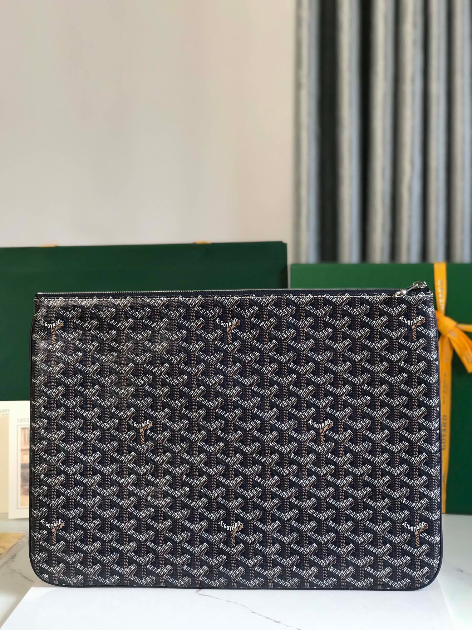 GOYARD תיק קלאץ